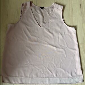 Ann Taylor Blush Sleeveless V-Neck Tank Top